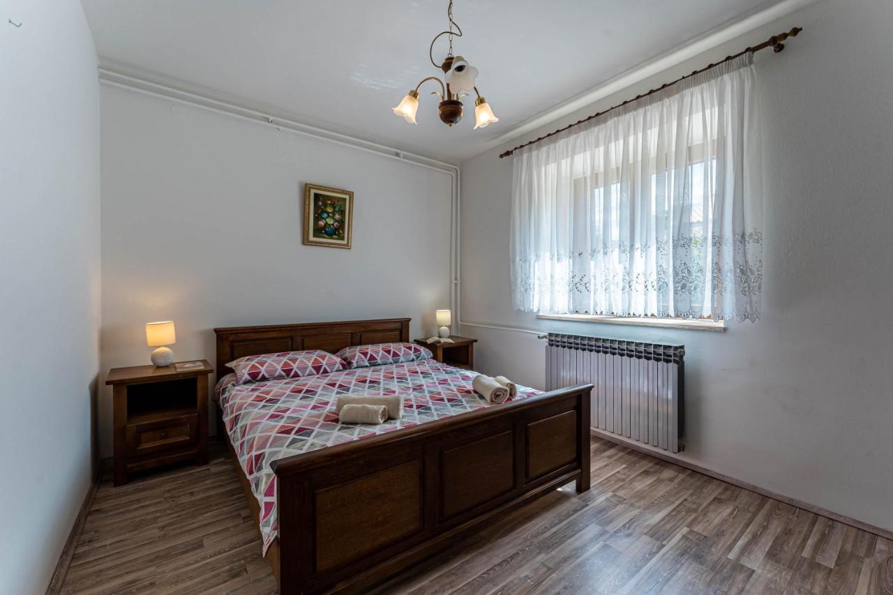 Apartmán Apartman Ana Pula Exteriér fotografie