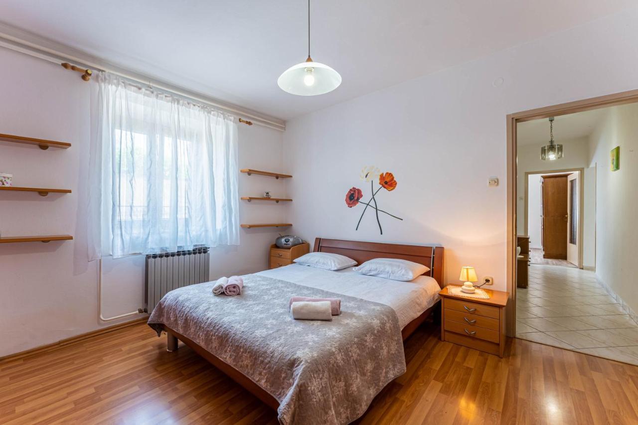 Apartmán Apartman Ana Pula Exteriér fotografie